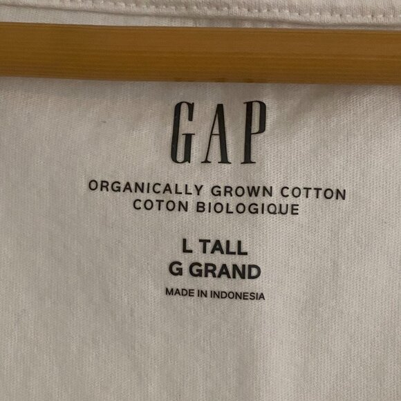 GAP White V-Neck T-Shirt – Organic Cotton – L Tall – Classic Fit Tee - Picture 6 of 7